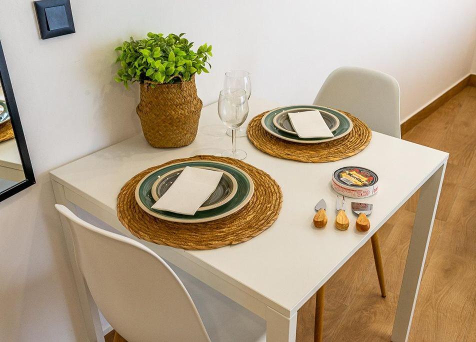 Apartamentos Cibeles Centro Historico, Nuevo Establecimiento Merida Bagian luar foto