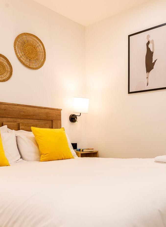 Apartamentos Cibeles Centro Historico, Nuevo Establecimiento Merida Bagian luar foto