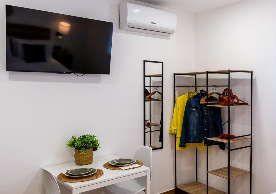 Apartamentos Cibeles Centro Historico, Nuevo Establecimiento Merida Bagian luar foto
