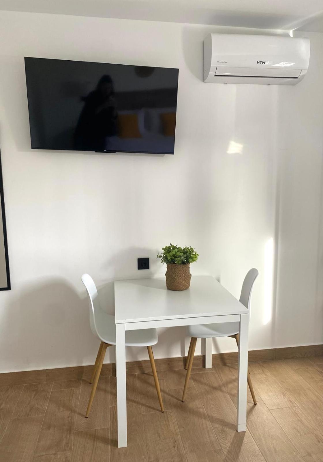 Apartamentos Cibeles Centro Historico, Nuevo Establecimiento Merida Bagian luar foto