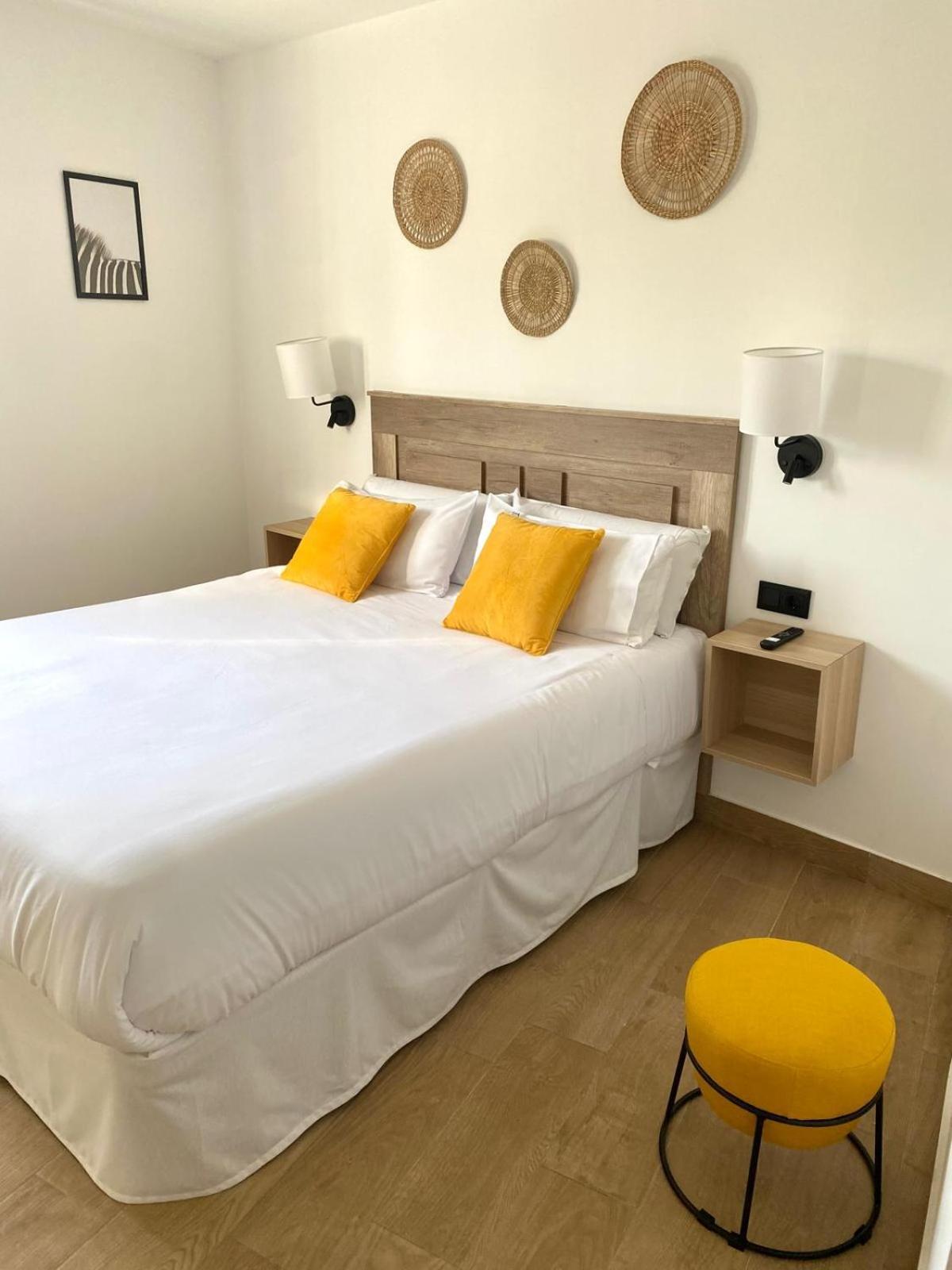 Apartamentos Cibeles Centro Historico, Nuevo Establecimiento Merida Bagian luar foto